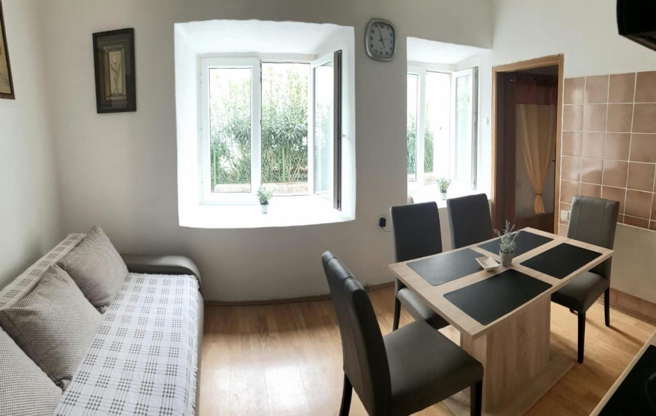 Marija Magdalena Apartment Split Bagian luar foto